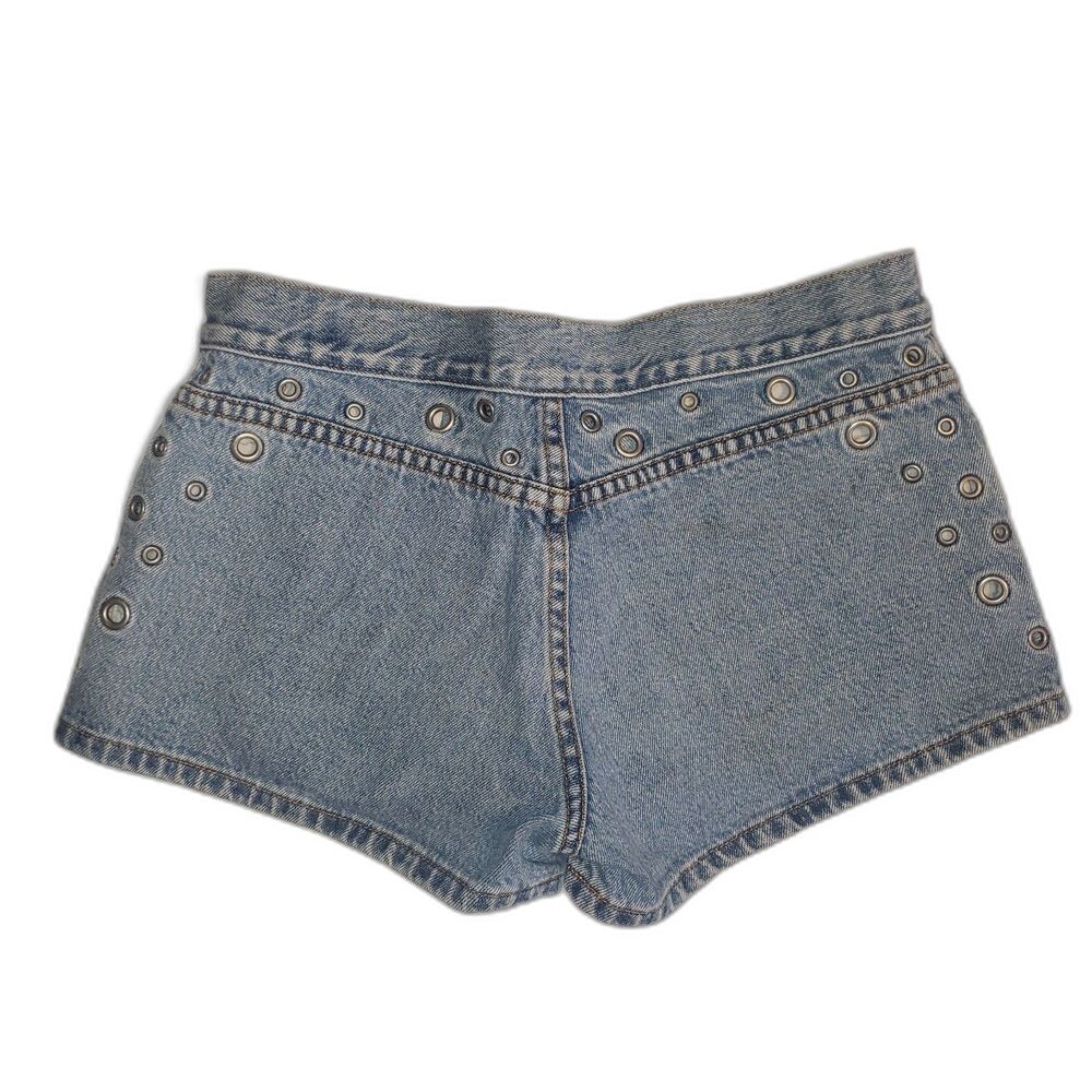VINTAGE Y2K LEVIS Denim Jean Shorts with Grommets Size 5